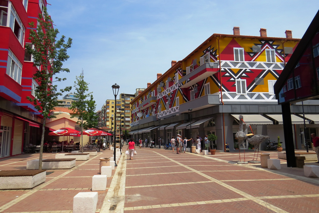 Pazari I Ri Tirana New Bazaar